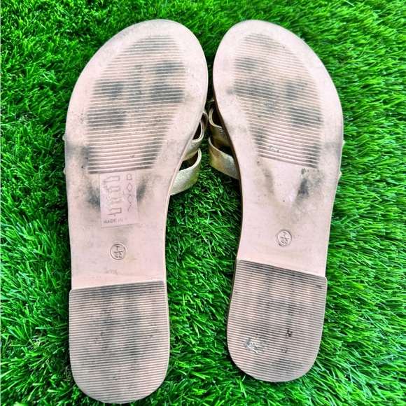 PRETTYLITTLETHING GOLD PLATTED MULE SANDAL - Picture 5 of 7